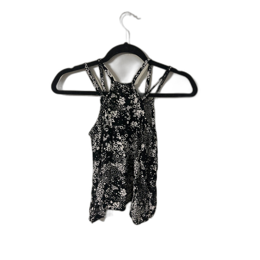 Arizona Black & White Floral Flowy Camisole